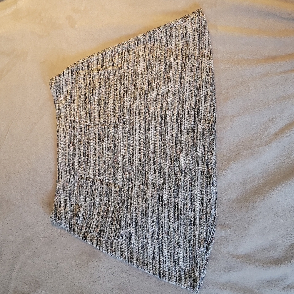LOFT- Mini Skirt